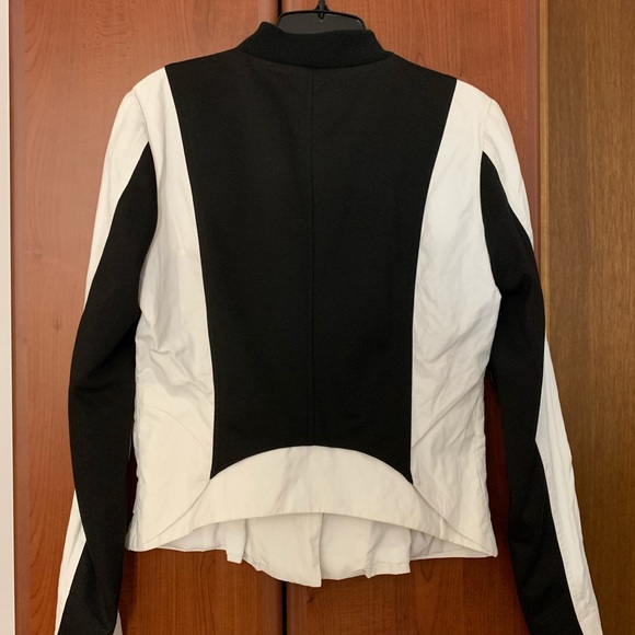 Kenneth Cole gorgeous jacket! Mix Media fabric - Picture 4 of 8